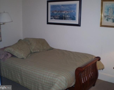 77 Maryland Avenue - Photo Thumbnail 12