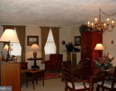 77 Maryland Avenue - Photo Thumbnail 1