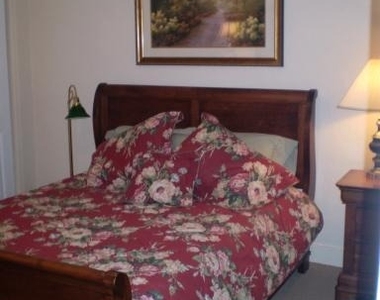 77 Maryland Avenue - Photo Thumbnail 9