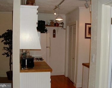 77 Maryland Avenue - Photo Thumbnail 7