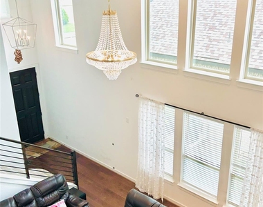 640 Pecan Bottom Trl - Photo Thumbnail 10