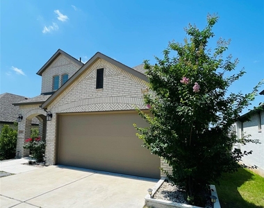 640 Pecan Bottom Trl - Photo Thumbnail 1