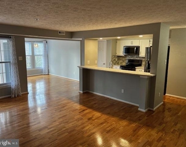 811 Deering Road - Photo Thumbnail 16