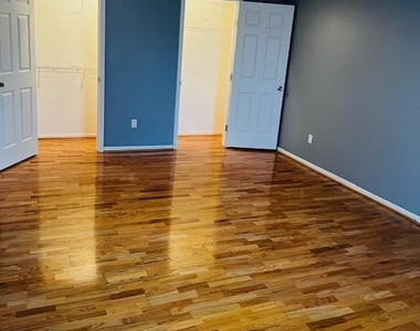 811 Deering Road - Photo Thumbnail 10