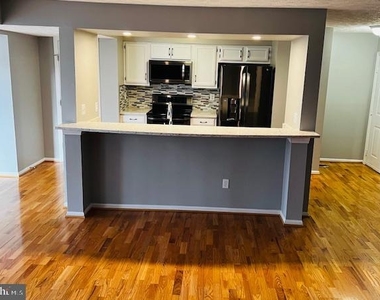 811 Deering Road - Photo Thumbnail 1