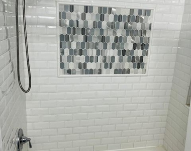 811 Deering Road - Photo Thumbnail 13