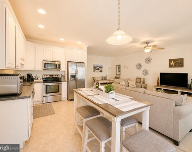 38404 Grand Avenue - Photo Thumbnail 7