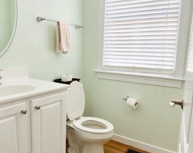 38404 Grand Avenue - Photo Thumbnail 4