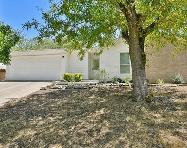 8411 Romney Rd - Photo Thumbnail 17
