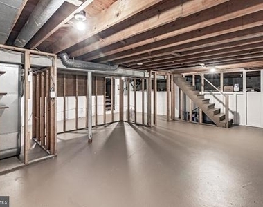 513 Pershing Road - Photo Thumbnail 23