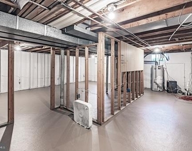 513 Pershing Road - Photo Thumbnail 24