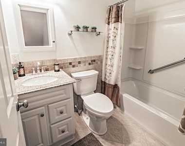 513 Pershing Road - Photo Thumbnail 21