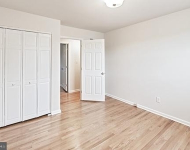 513 Pershing Road - Photo Thumbnail 20