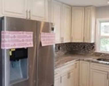 729 Manfield Road - Photo Thumbnail 4