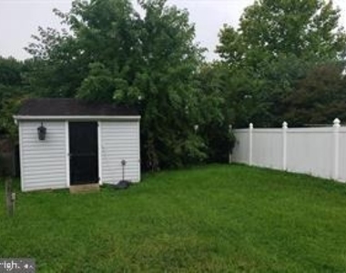 729 Manfield Road - Photo Thumbnail 30