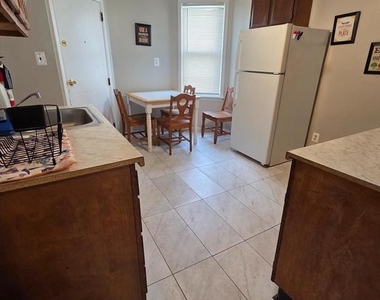 302 Concord Avenue - Photo Thumbnail 5