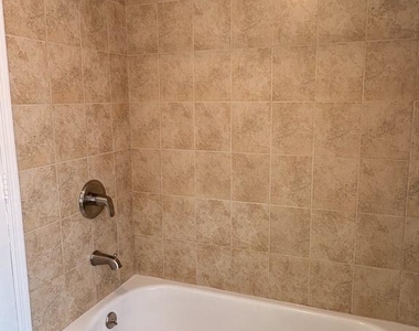 723 N King Street - Photo Thumbnail 4