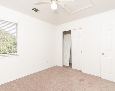 1436 Roxannes Run - Photo Thumbnail 21