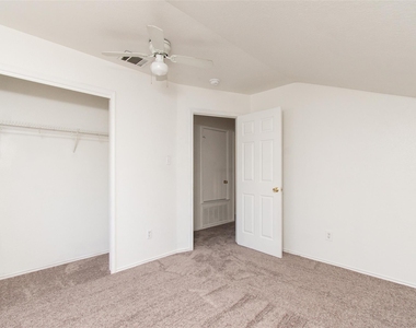 1436 Roxannes Run - Photo Thumbnail 18