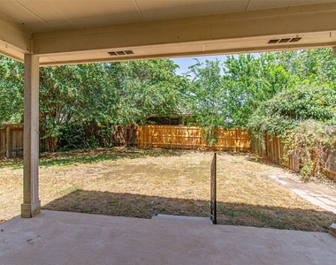 1436 Roxannes Run - Photo Thumbnail 23