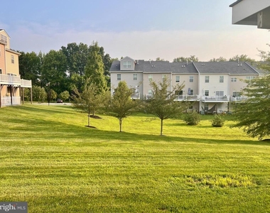 654 Jacobsen Circle - Photo Thumbnail 30