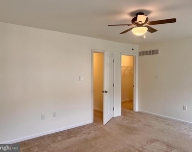 654 Jacobsen Circle - Photo Thumbnail 22