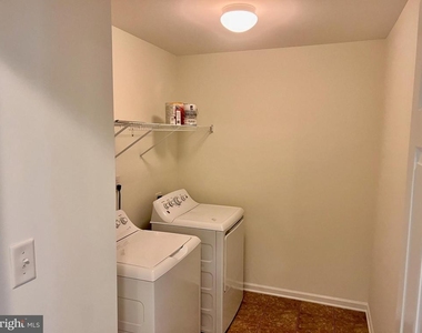 654 Jacobsen Circle - Photo Thumbnail 15