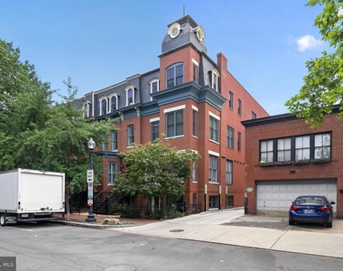 1340 Q Street Nw - Photo Thumbnail 2