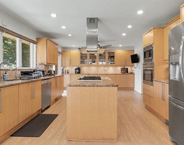 1905 Tulip Street Nw - Photo Thumbnail 14