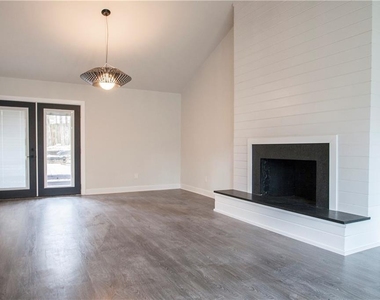409 Dove Haven Dr - Photo Thumbnail 2