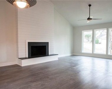 409 Dove Haven Dr - Photo Thumbnail 3