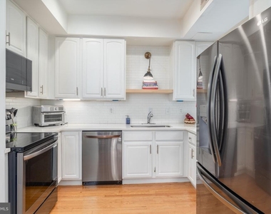 610 Irving Street Nw - Photo Thumbnail 6