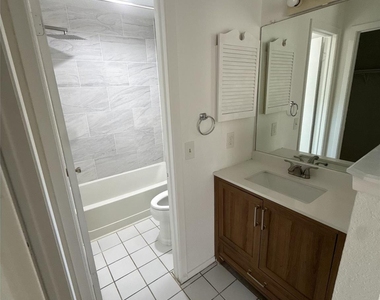 12308 Dellrey Dr - Photo Thumbnail 12