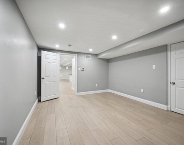 3016 13th Street Nw - Photo Thumbnail 11