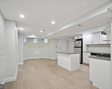 3016 13th Street Nw - Photo Thumbnail 4