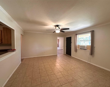 400 Sunbonnet Dr - Photo Thumbnail 15