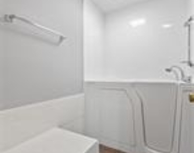 7909 Griffin Ct - Photo Thumbnail 15