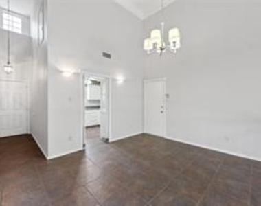 7909 Griffin Ct - Photo Thumbnail 21