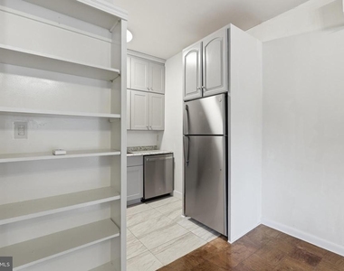 237 8th Street Ne - Photo Thumbnail 8