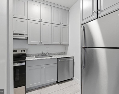 237 8th Street Ne - Photo Thumbnail 11