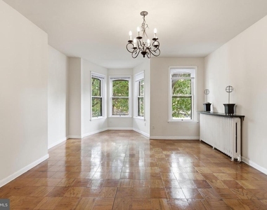237 8th Street Ne - Photo Thumbnail 3