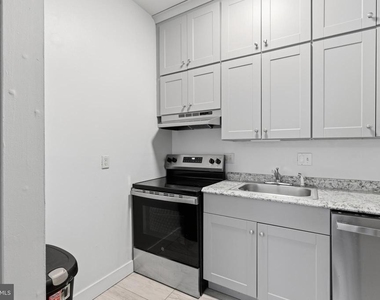 237 8th Street Ne - Photo Thumbnail 9