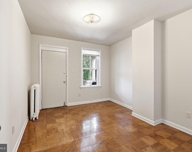 237 8th Street Ne - Photo Thumbnail 12