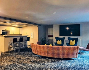 1300 N Street Nw - Photo Thumbnail 16