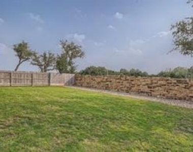700 Mallow Rd - Photo Thumbnail 26