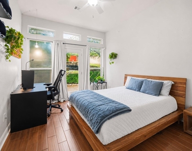 12113 Portobella Dr - Photo Thumbnail 34