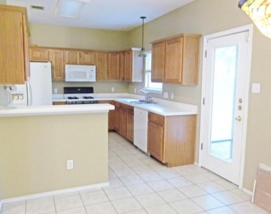 3126 Jazz St - Photo Thumbnail 1