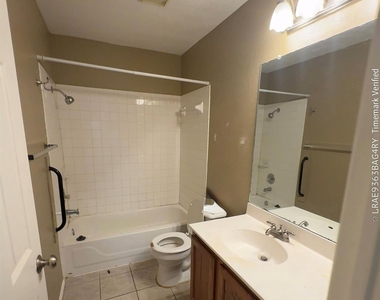 3126 Jazz St - Photo Thumbnail 7