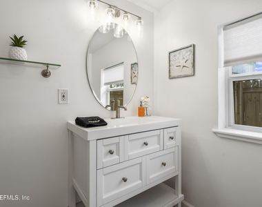 29 Solano Avenue - Photo Thumbnail 5