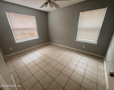 209 S 7th Street - Photo Thumbnail 16
